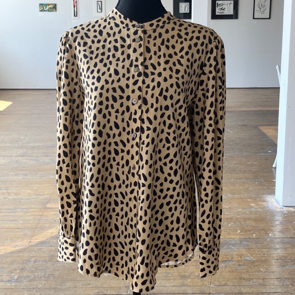 Doris UNTUCKit spotted animal print shirt - Picture 7 of 14